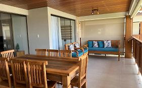 Apto novo Imperia Lounge pé-na-areia Itacimirim